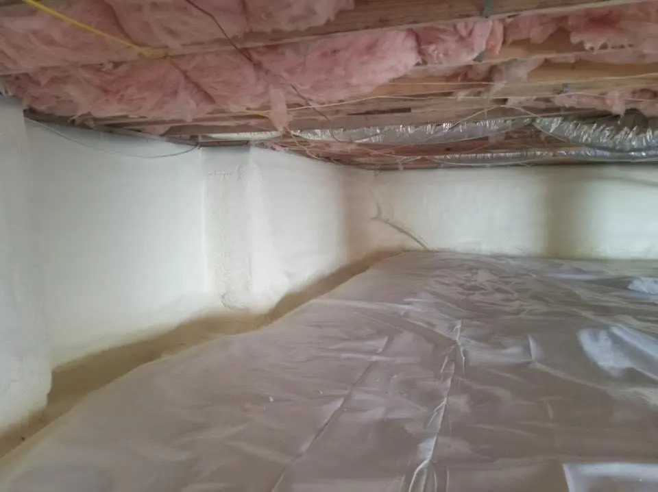 Crawl space encapsulation with closed-cell spray foam for Roof Waterproofing in Kilgore